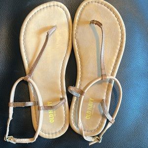 Old Navy tan/nude sandals size 8